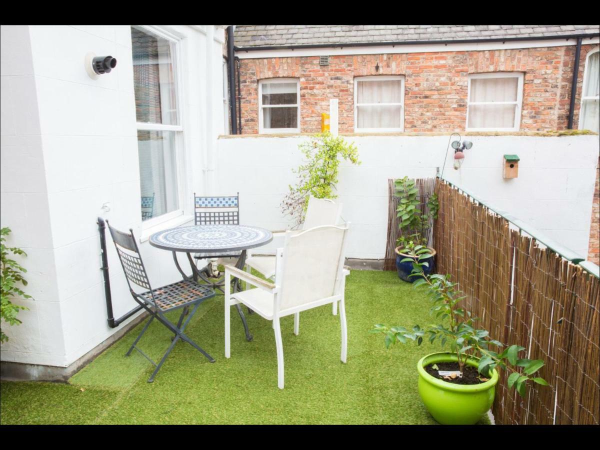 Gillygate Holiday Apartment ヨーク エクステリア 写真